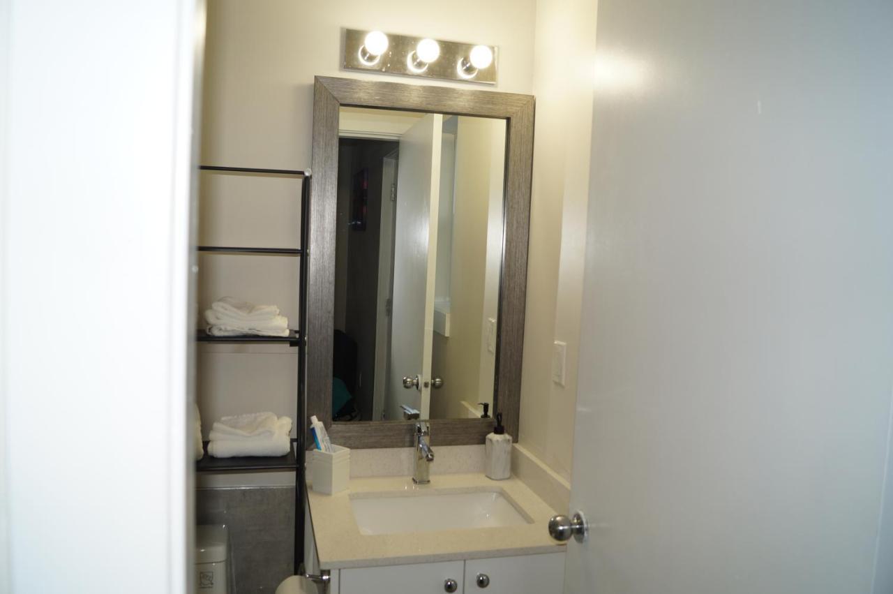 Ground Level One Bedroom Suite Surrey Exterior foto